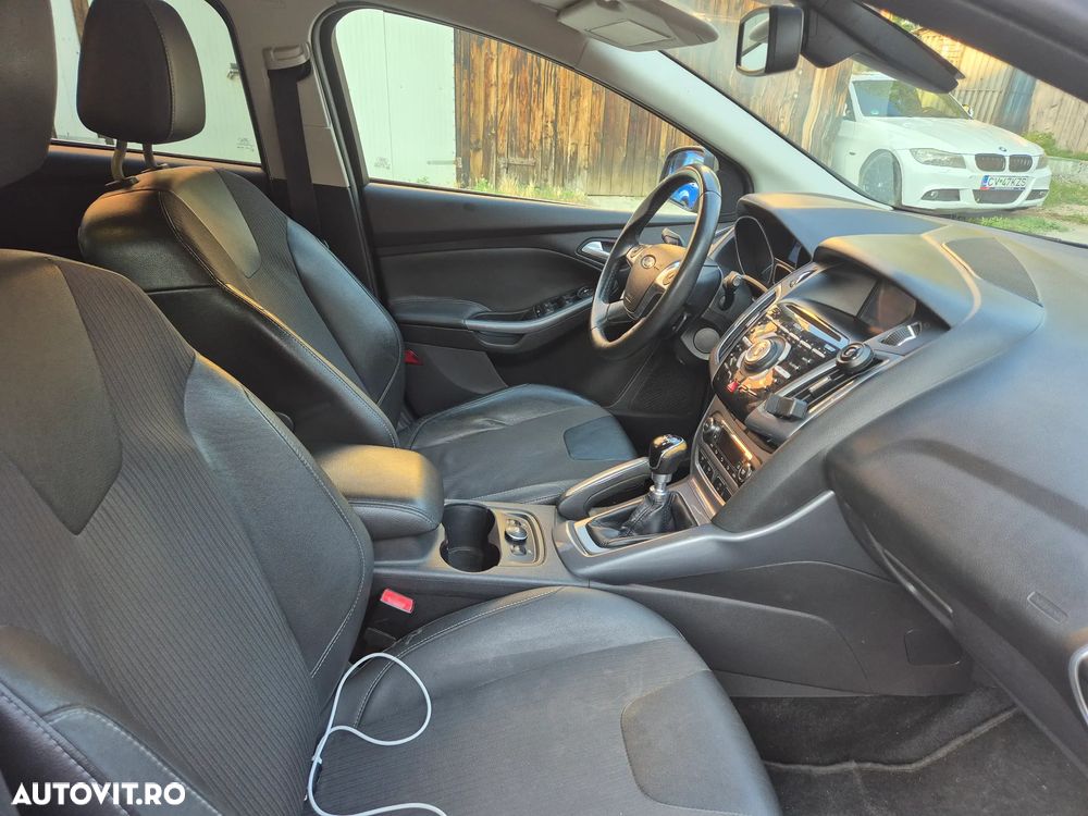 Ford Focus 1.6 TDCI DPF Start-Stopp-System Titanium - 11