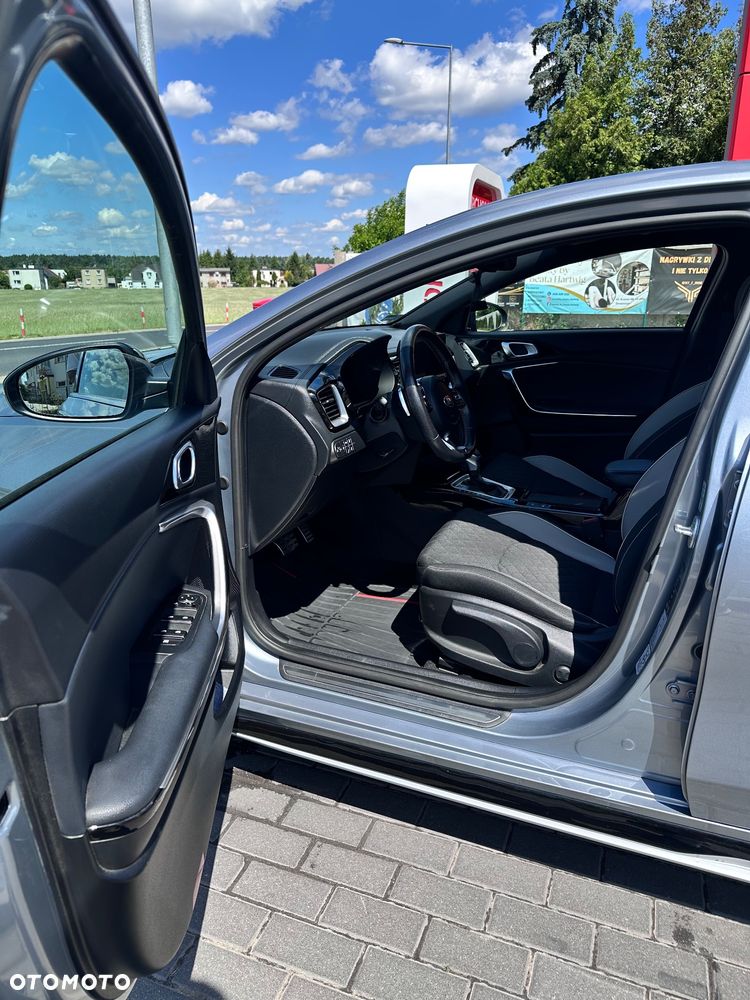 Kia ProCeed 1.5 T-GDI GT Line DCT - 25