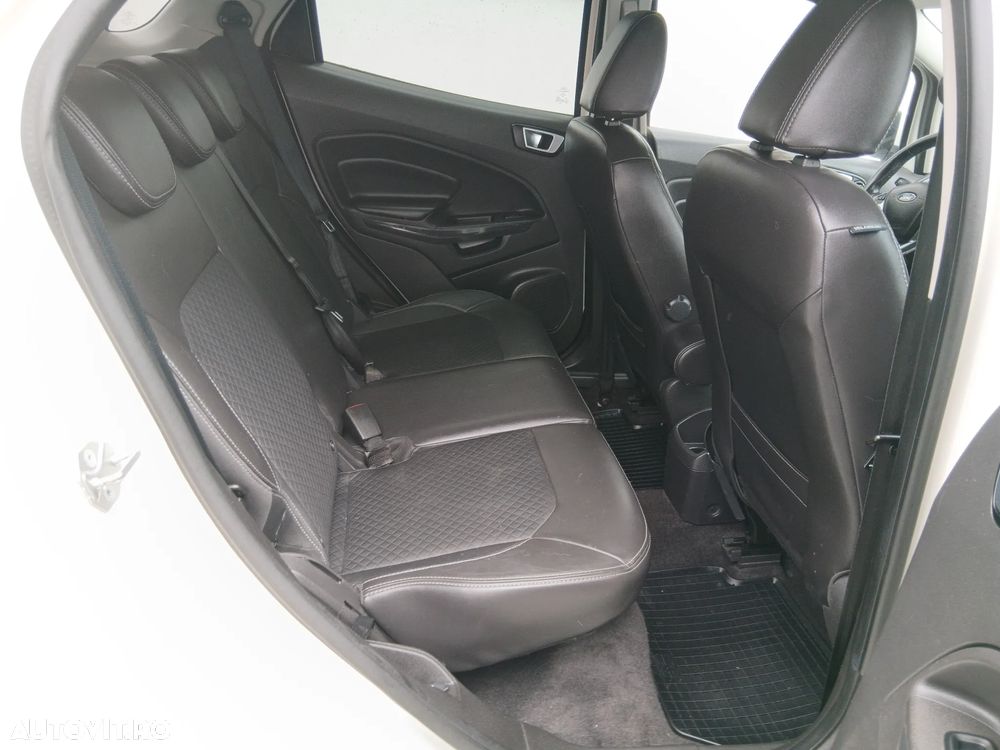 Ford EcoSport 1.5 TDCi Titanium - 8