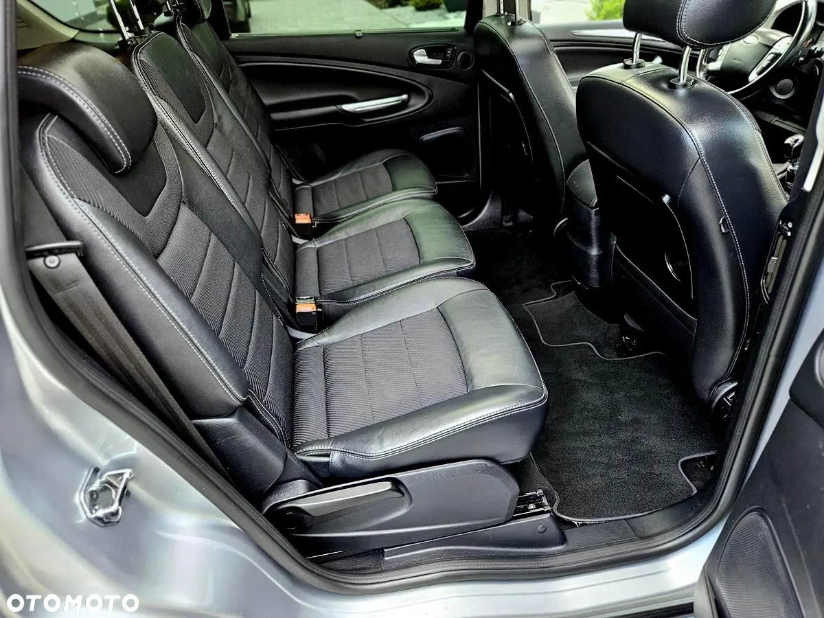 Ford S-Max 2.0 TDCi DPF Titanium - 28