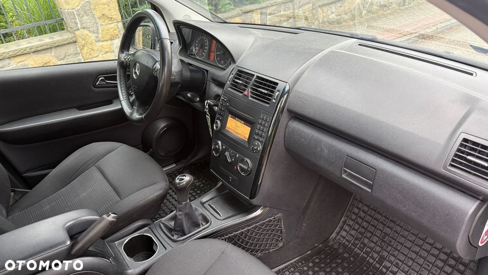 Mercedes-Benz Klasa A 160 BlueEFFICIENCY Elegance - 12