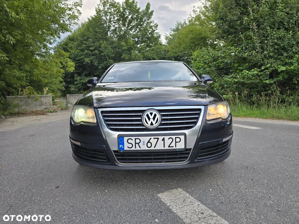Volkswagen Passat 3.2 V6 FSI 4Mot Highline DSG - 14