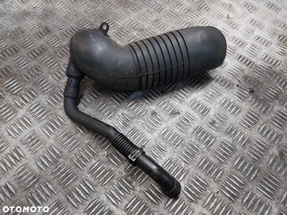 RURA DOLOT POWIETRZA SKODA SUPERB I 1.9 TDI 8D0129615K 038103493AE - 2