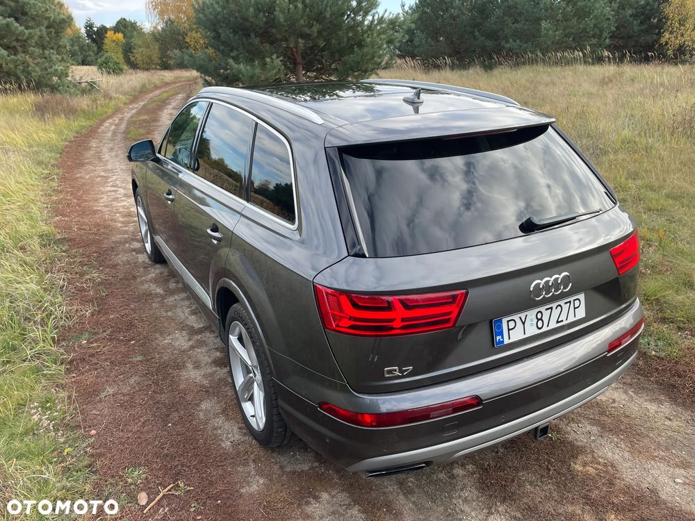 Audi Q7 3.0 TFSI Quattro Tiptr - 8