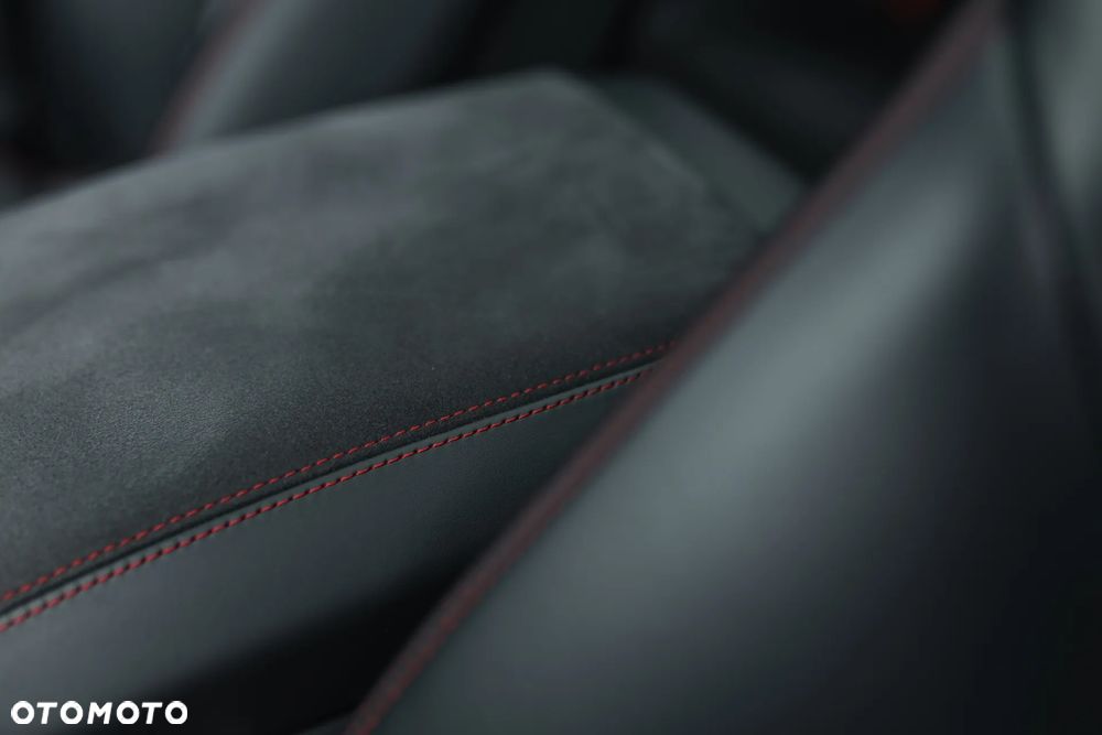 Porsche Cayenne GTS - 27