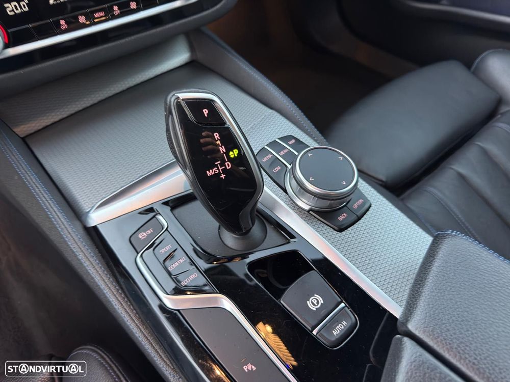 BMW 520 d Pack M Auto - 46