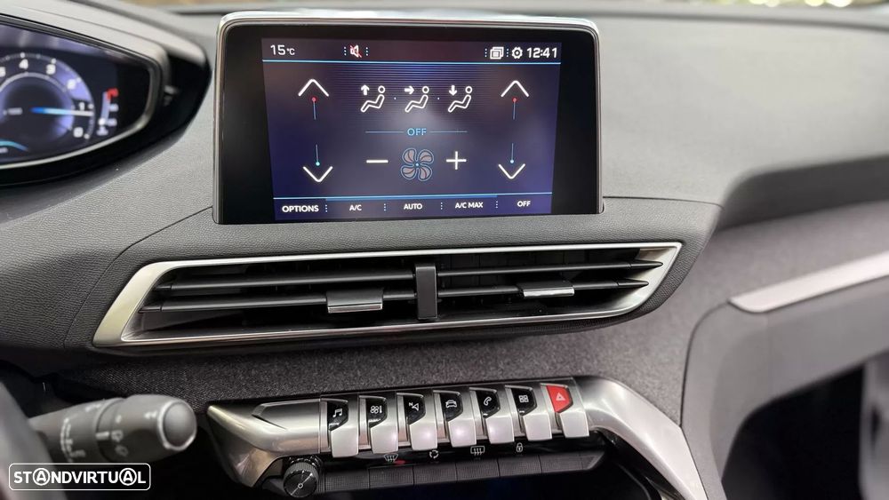 Peugeot 3008 1.2 PureTech Allure - 19