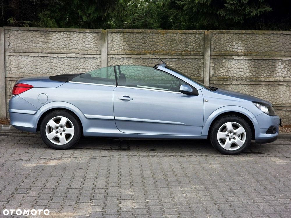 Opel Astra TwinTop 1.6 Enjoy - 7