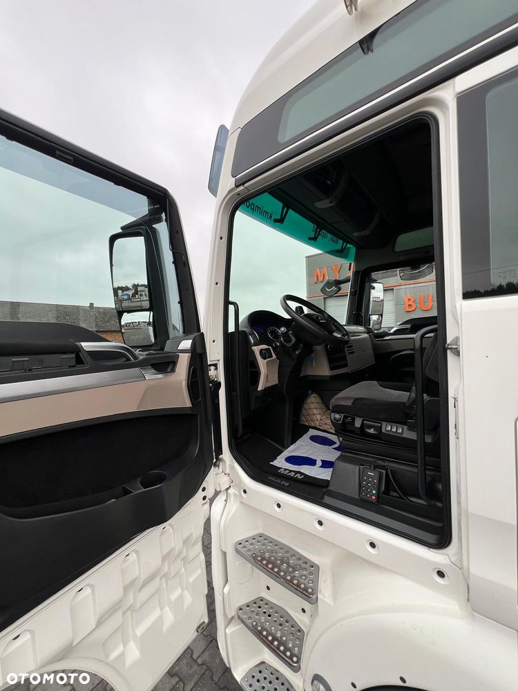 MAN TGX 18.500 EURO 6 XXL LLS-U LOW DECK - 12