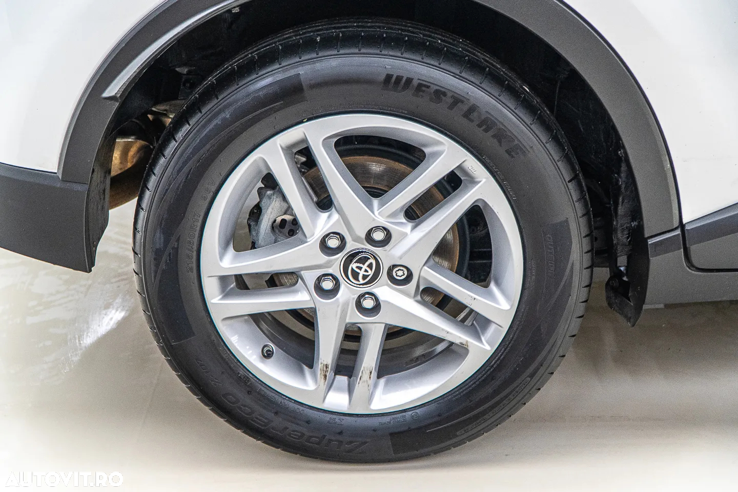 Toyota C-HR 1.8 HSD 122 CP 4x2 CVT Cult - 41