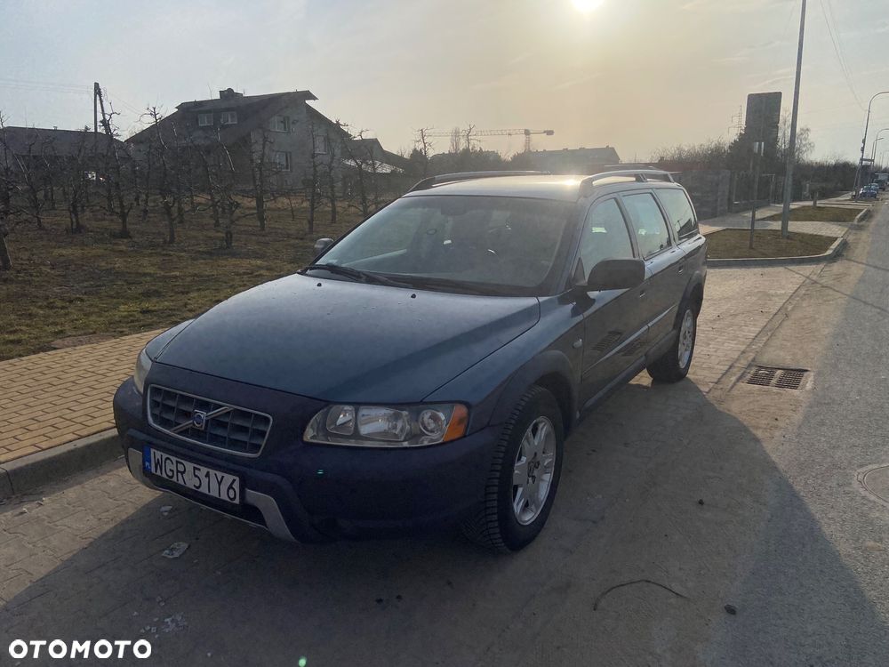 Volvo XC 70 2.4 AWD Automatik Momentum - 2