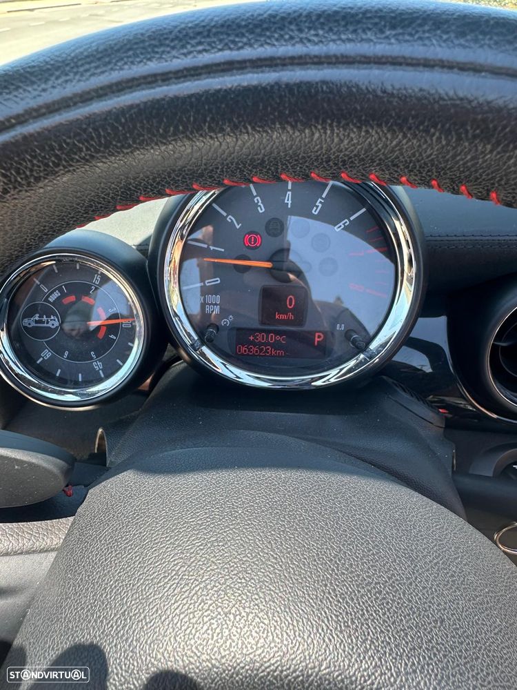 mini cabrio ver-john-cooper-works-auto - 4