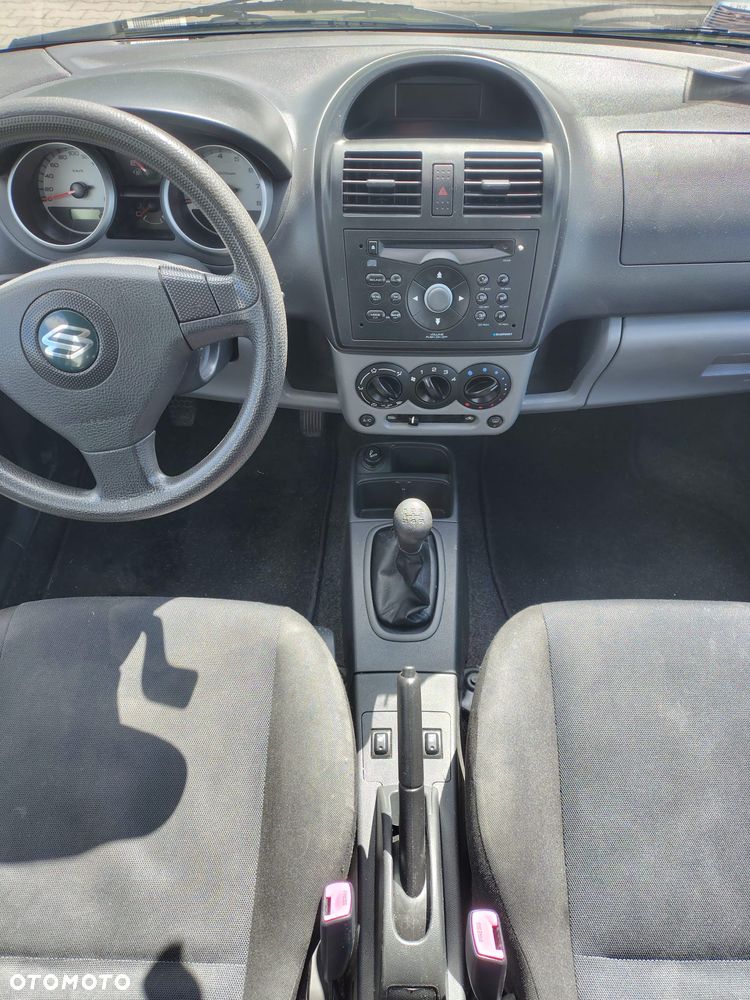 Suzuki Ignis - 32
