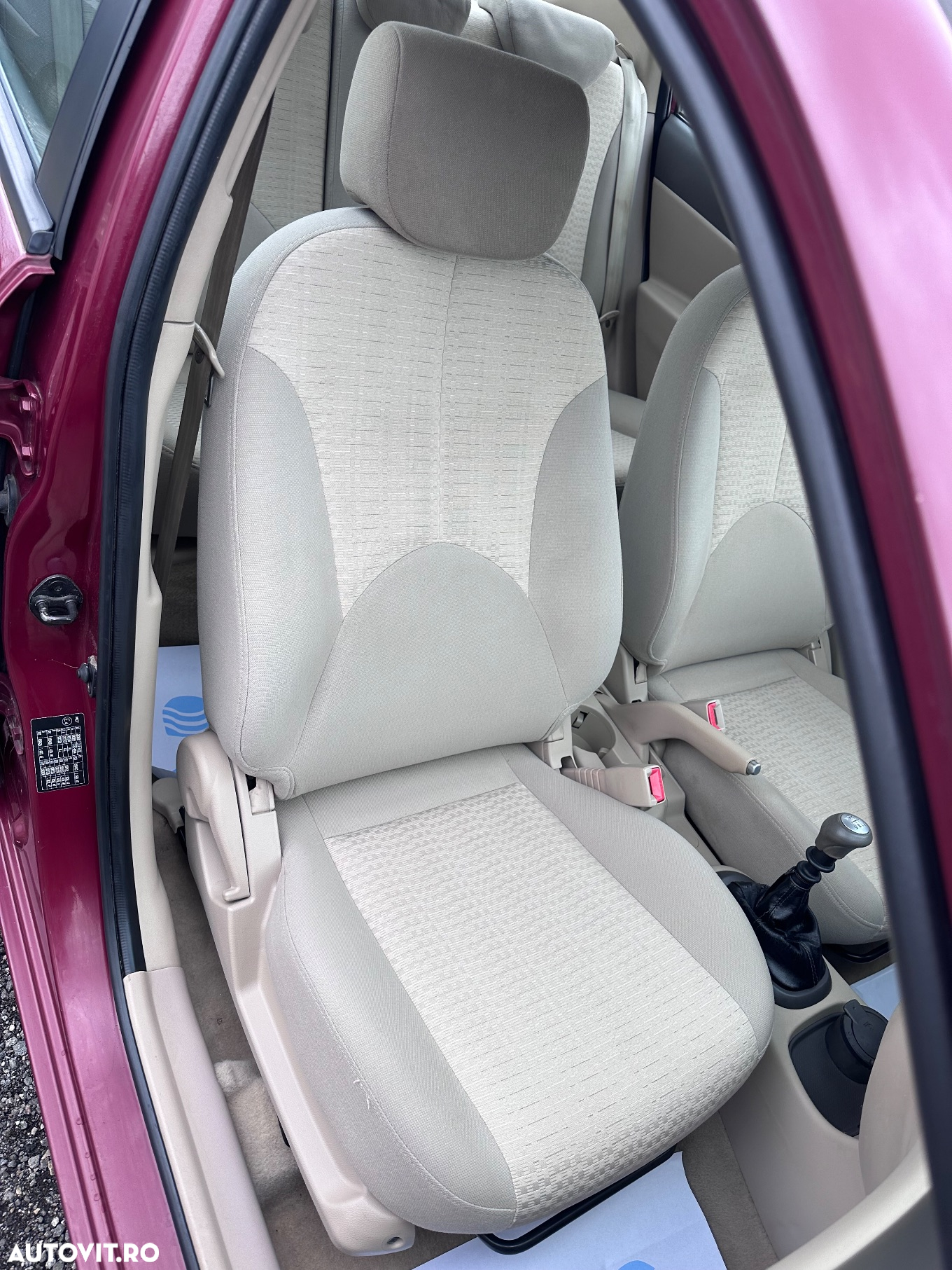 Hyundai Accent 1.4 GL - 18
