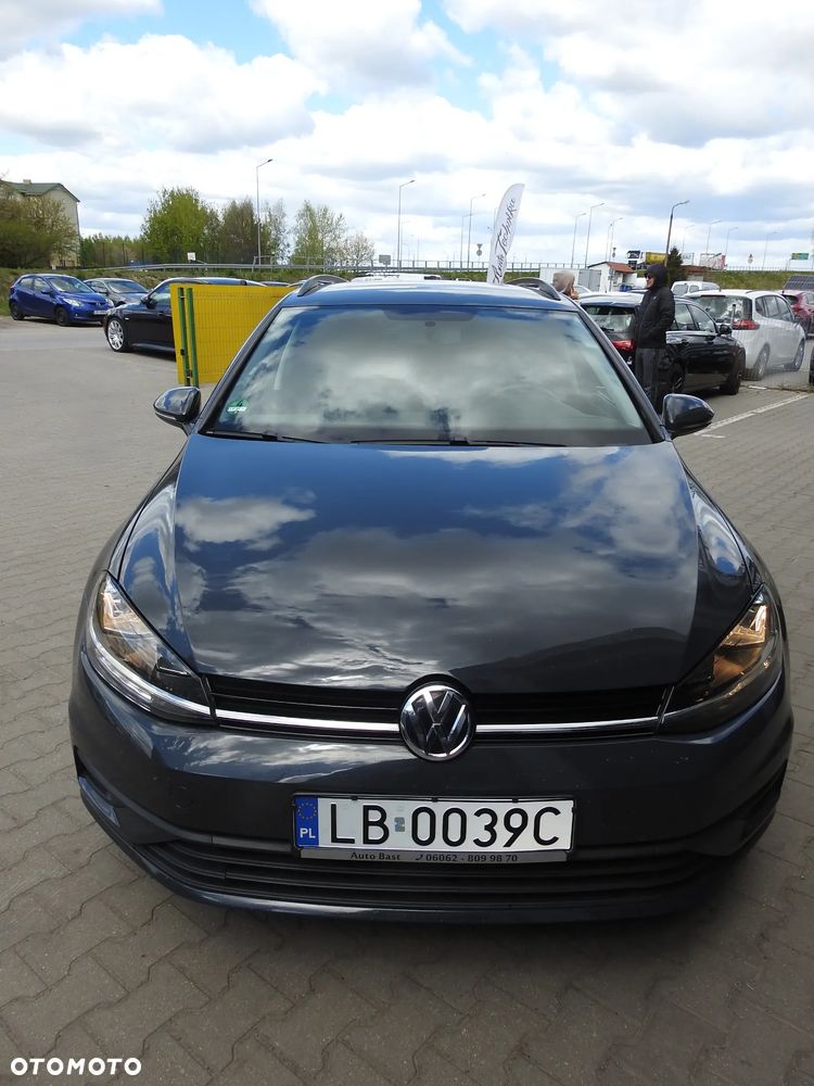 Volkswagen Golf - 2