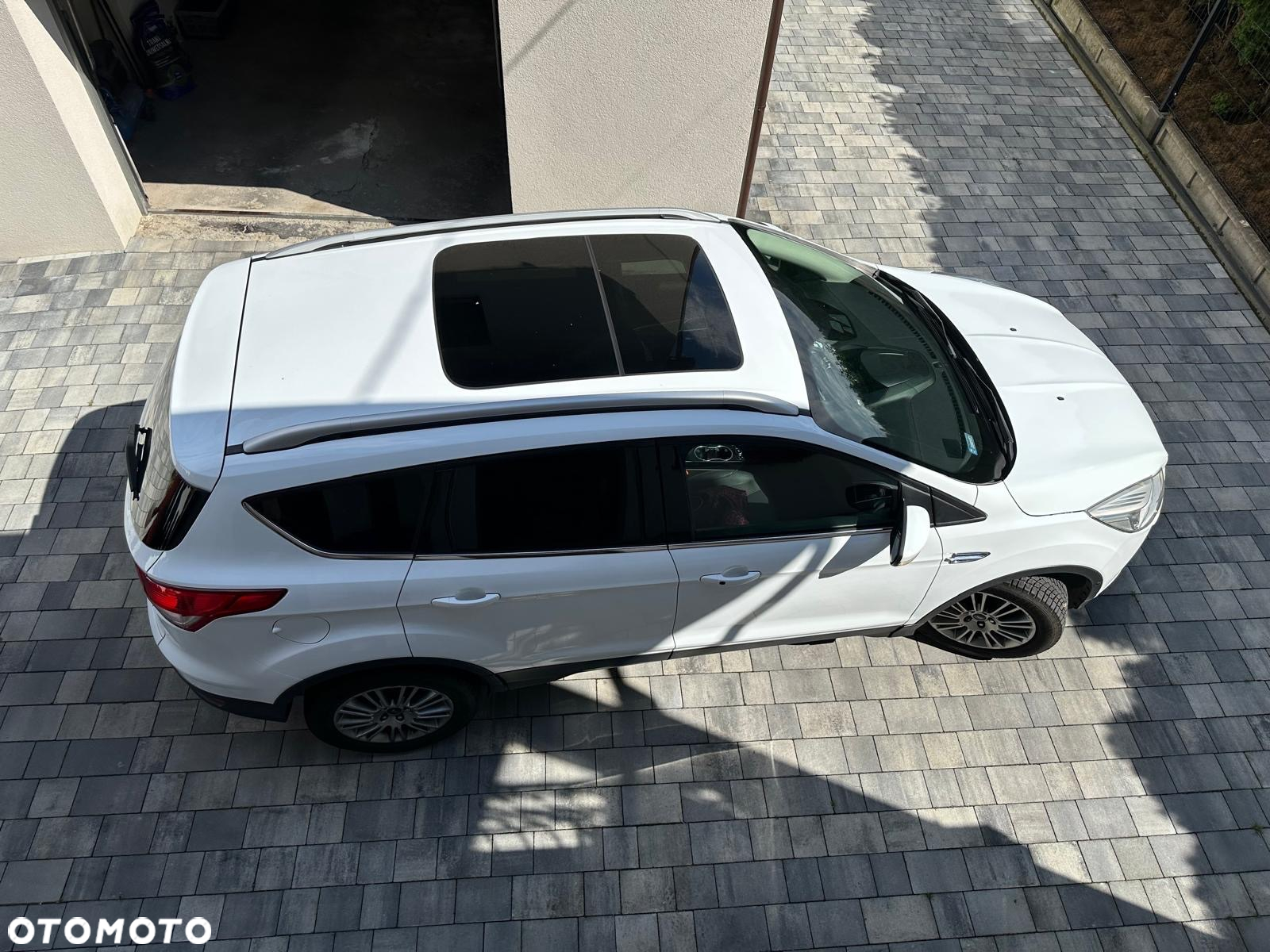 Ford Kuga 2.0 TDCi 4WD Titanium - 4