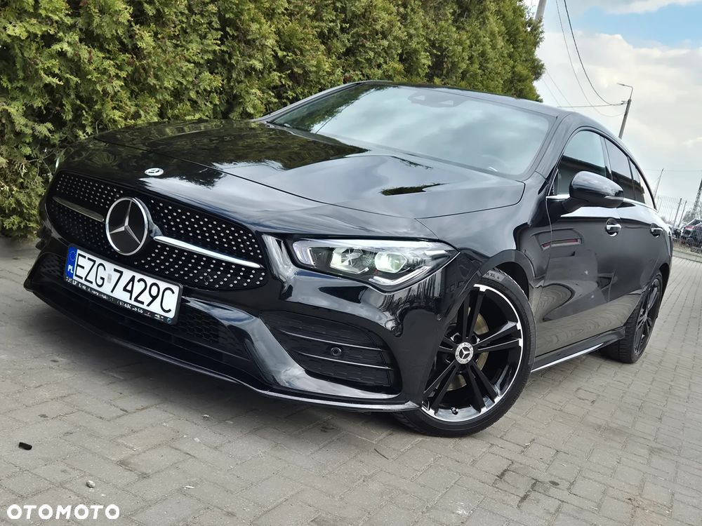 Mercedes-Benz CLA 220 d 8G-DCT AMG Line - 2