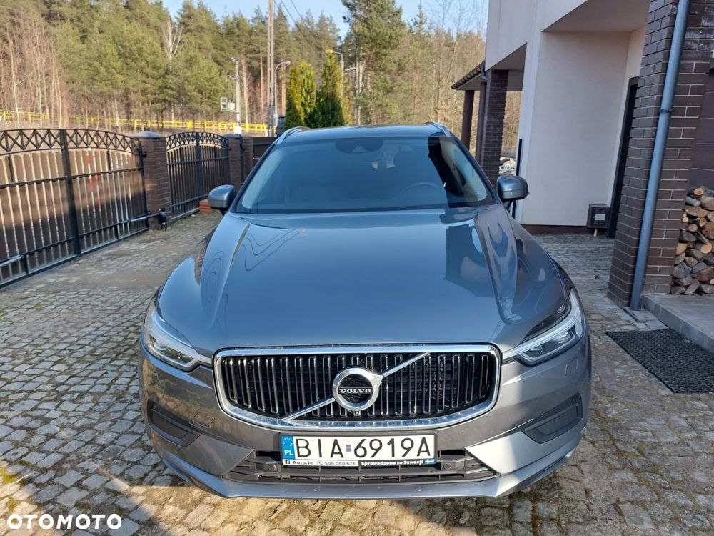 Volvo XC 60 D4 Momentum Pro - 3