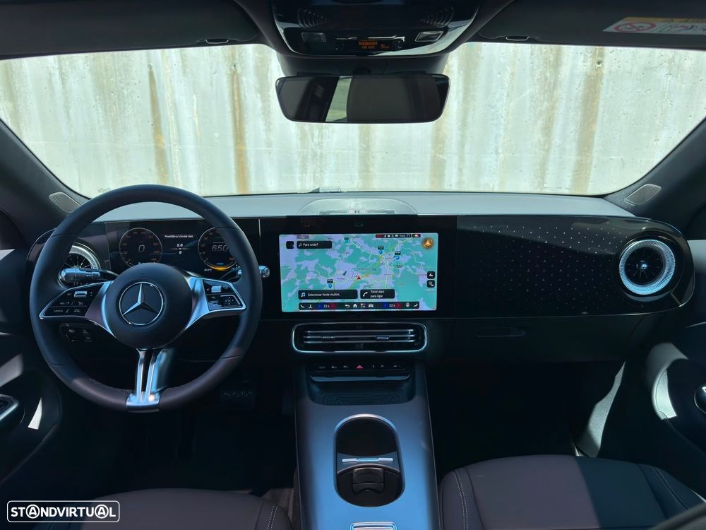 Mercedes-Benz CLA 250+ EQ Shooting Brake - 11