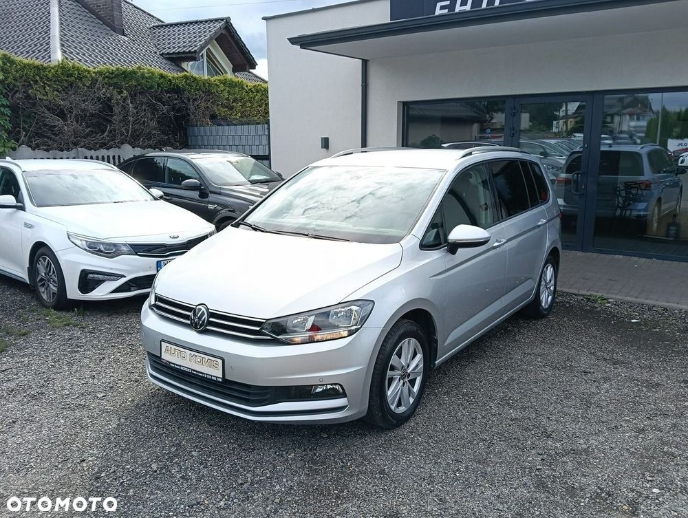 Volkswagen Touran 1.5 TSI EVO Comfortline - 3
