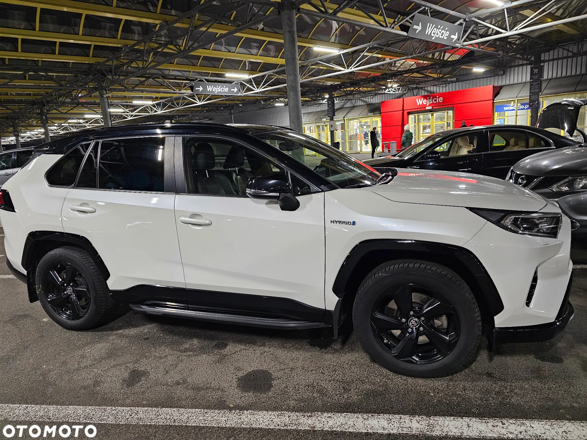 Toyota RAV4 - 2