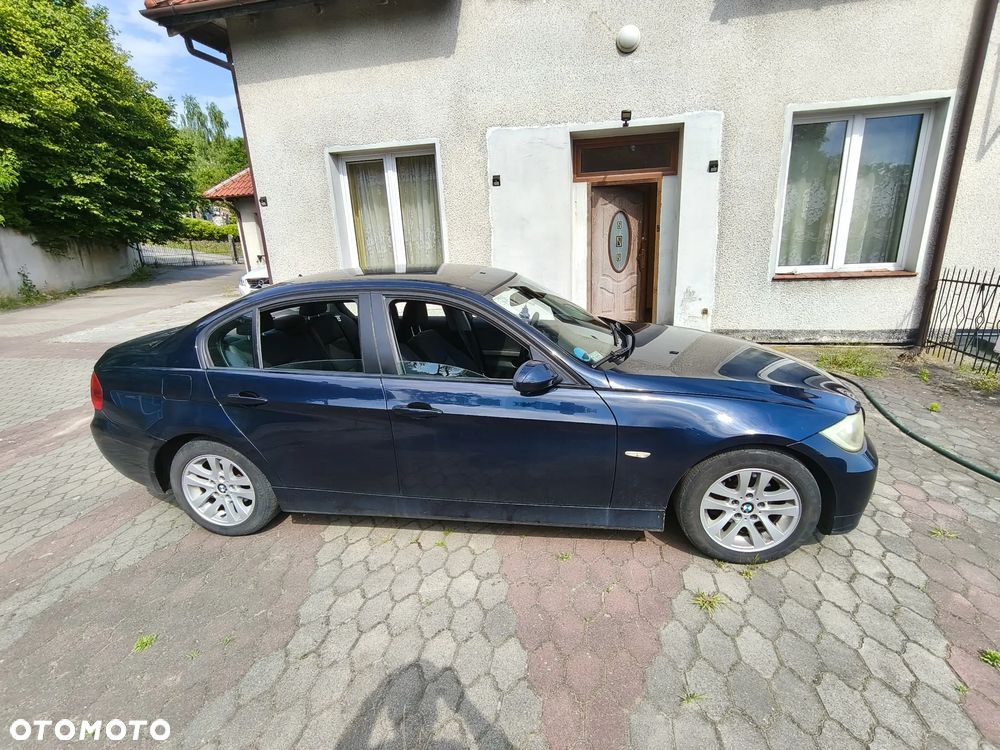 BMW Seria 3 318d - 3