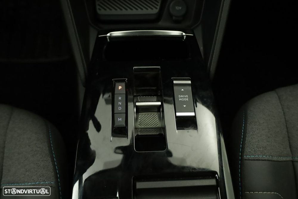 Citroën C4 1.2 PureTech Shine EAT8 - 13