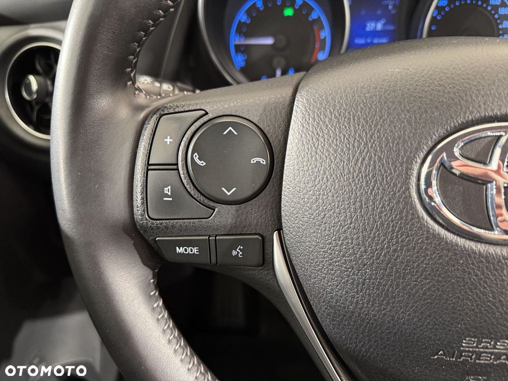 Toyota Auris - 20