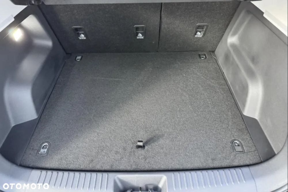 Omoda 5 1.5 T-GDI Hybrid Premium DHT - 16