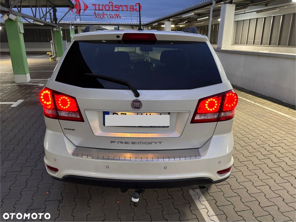 Fiat Freemont 2.0 Multijet Urban AWD - 28