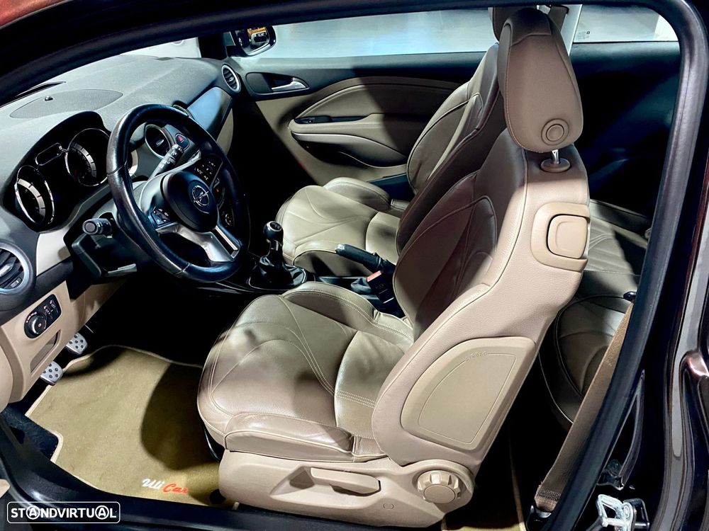 Opel Adam 1.0 T Rocks - 19
