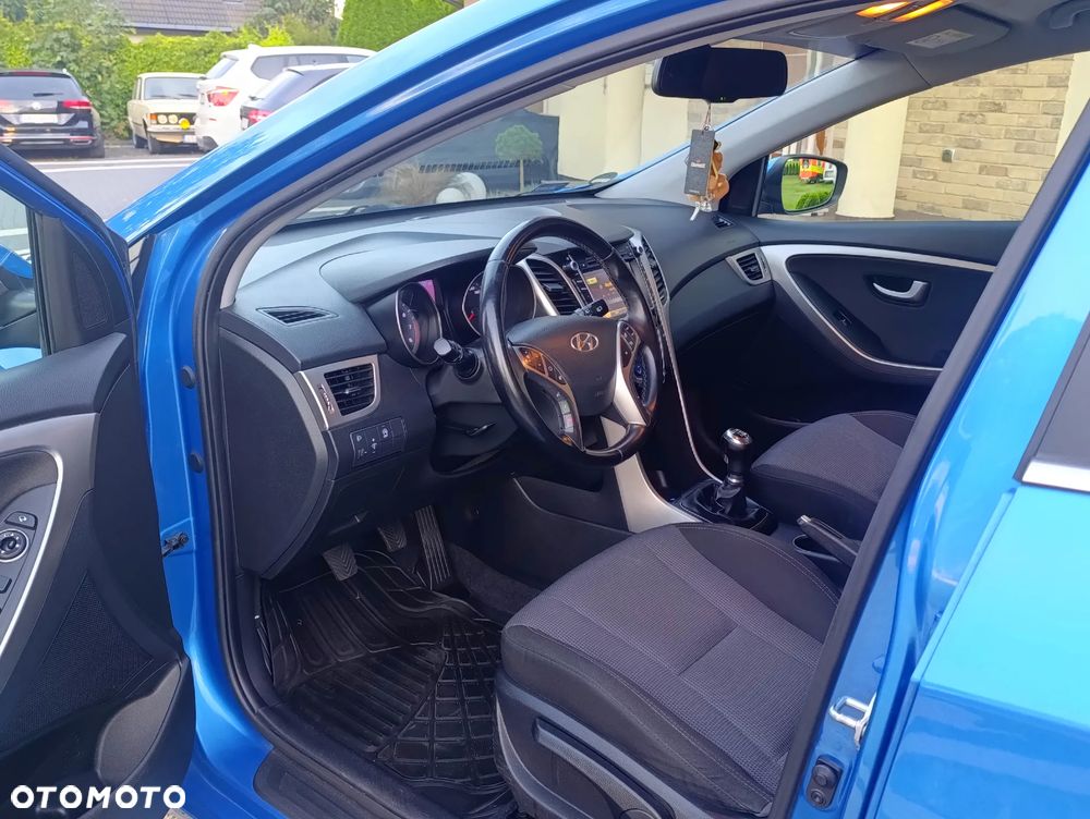 Hyundai i30 1.6 GDI Comfort - 8