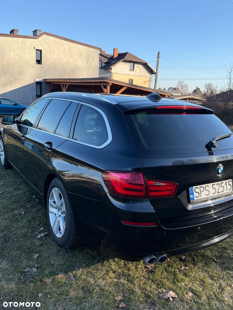 BMW Seria 5 525d - 5