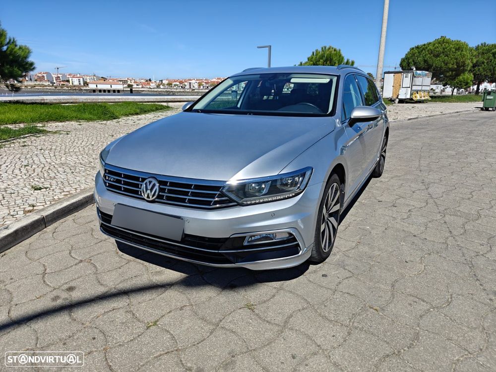 VW Passat Variant 2.0 TDi R-Line DSG - 1