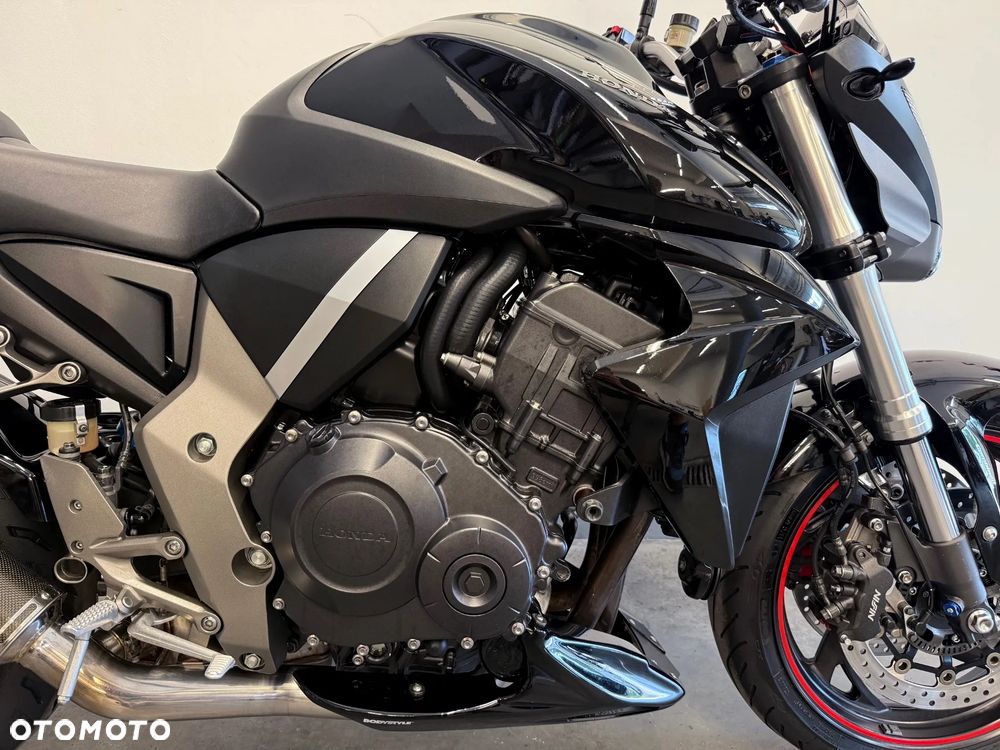 Honda CB - 18