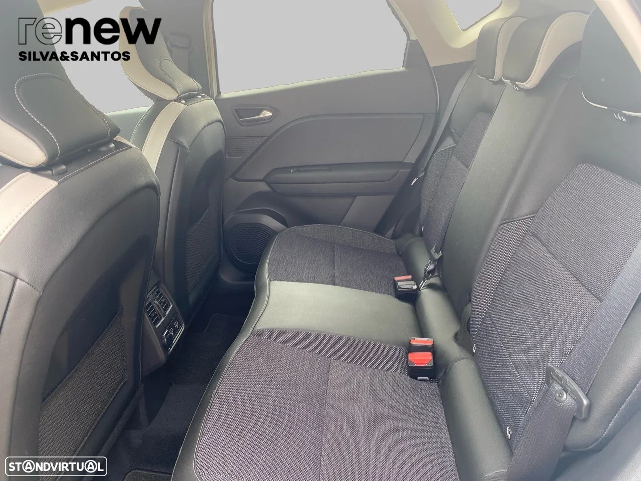 Renault Captur 1.6 E-Tech Plug-In Intens - 16