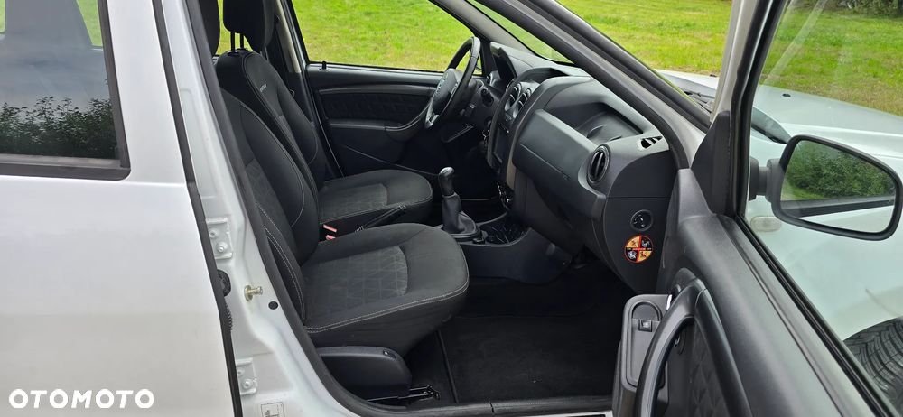 Dacia Duster 1.6 SCe Laureate S&S - 18