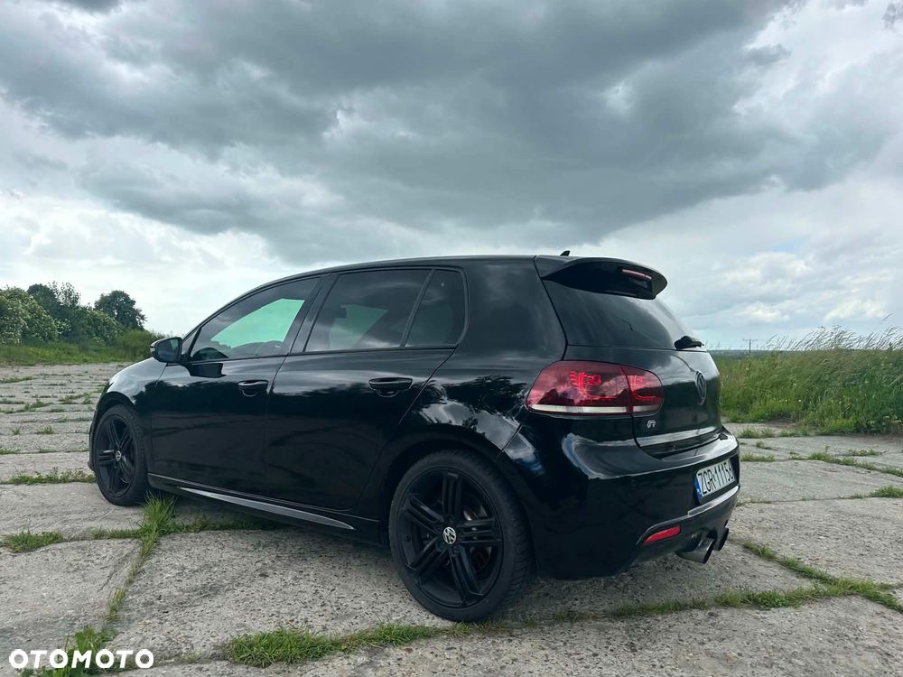 Volkswagen Golf - 3