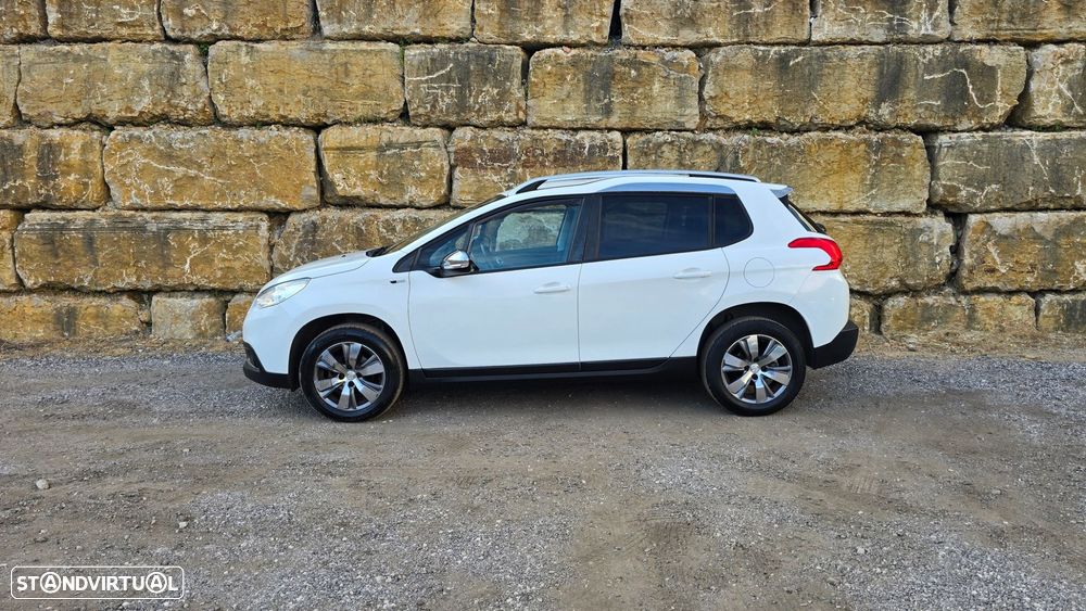 Peugeot 2008 1.6 BlueHDi Style - 3