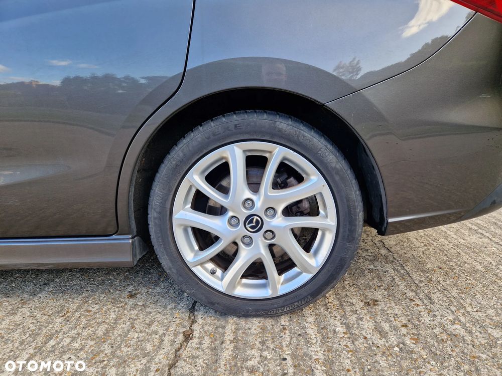 Mazda 5 - 9