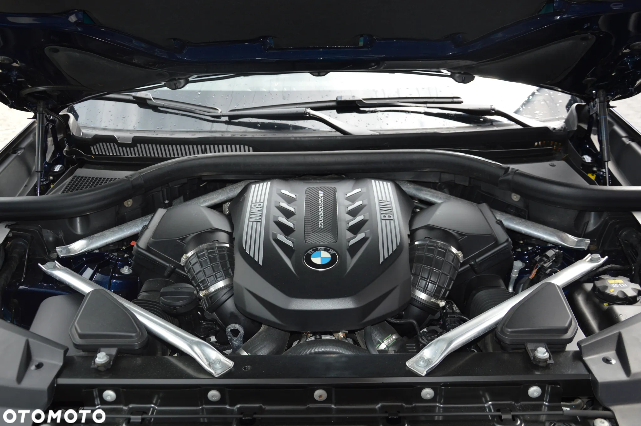BMW X5 M M50i - 24