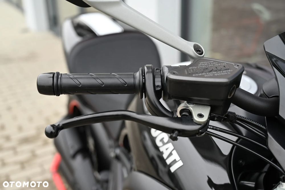 Ducati Diavel - 19