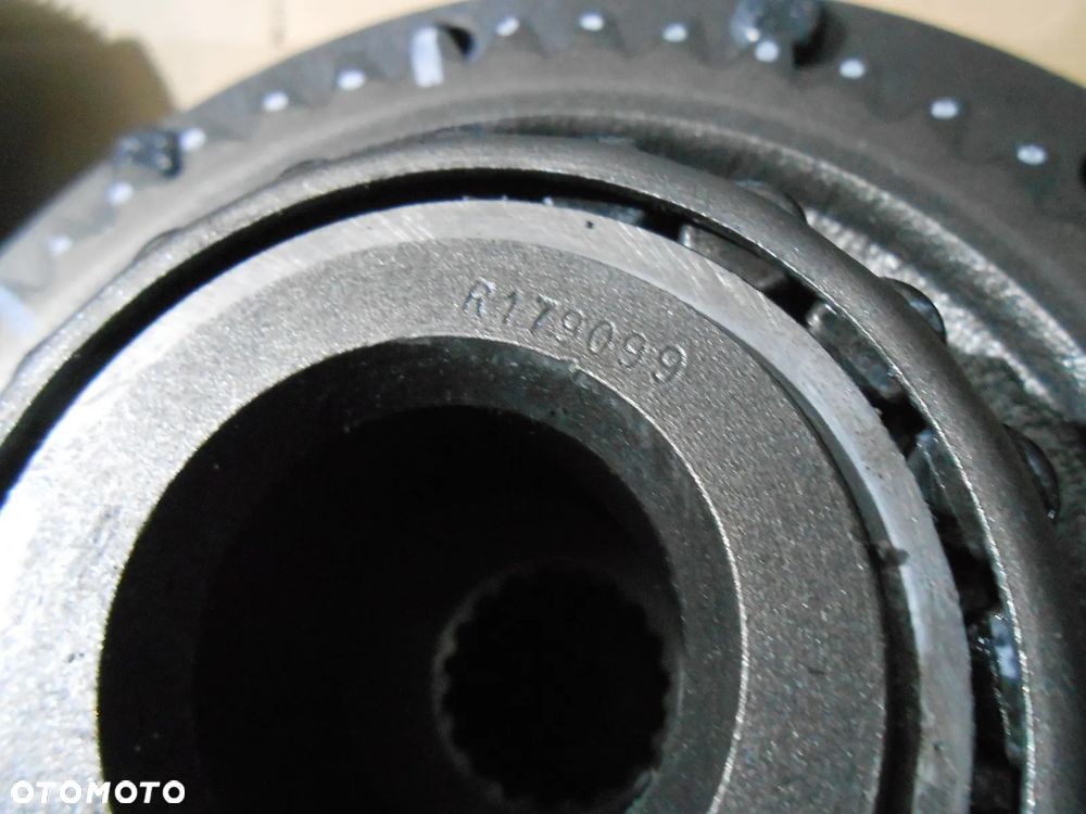 Kosz sprzęgła tylnego WOM PTO John Deere 6920 - 3