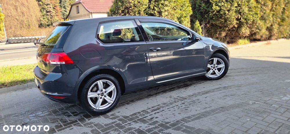 Volkswagen Golf 1.6 TDI BMT Highline - 14