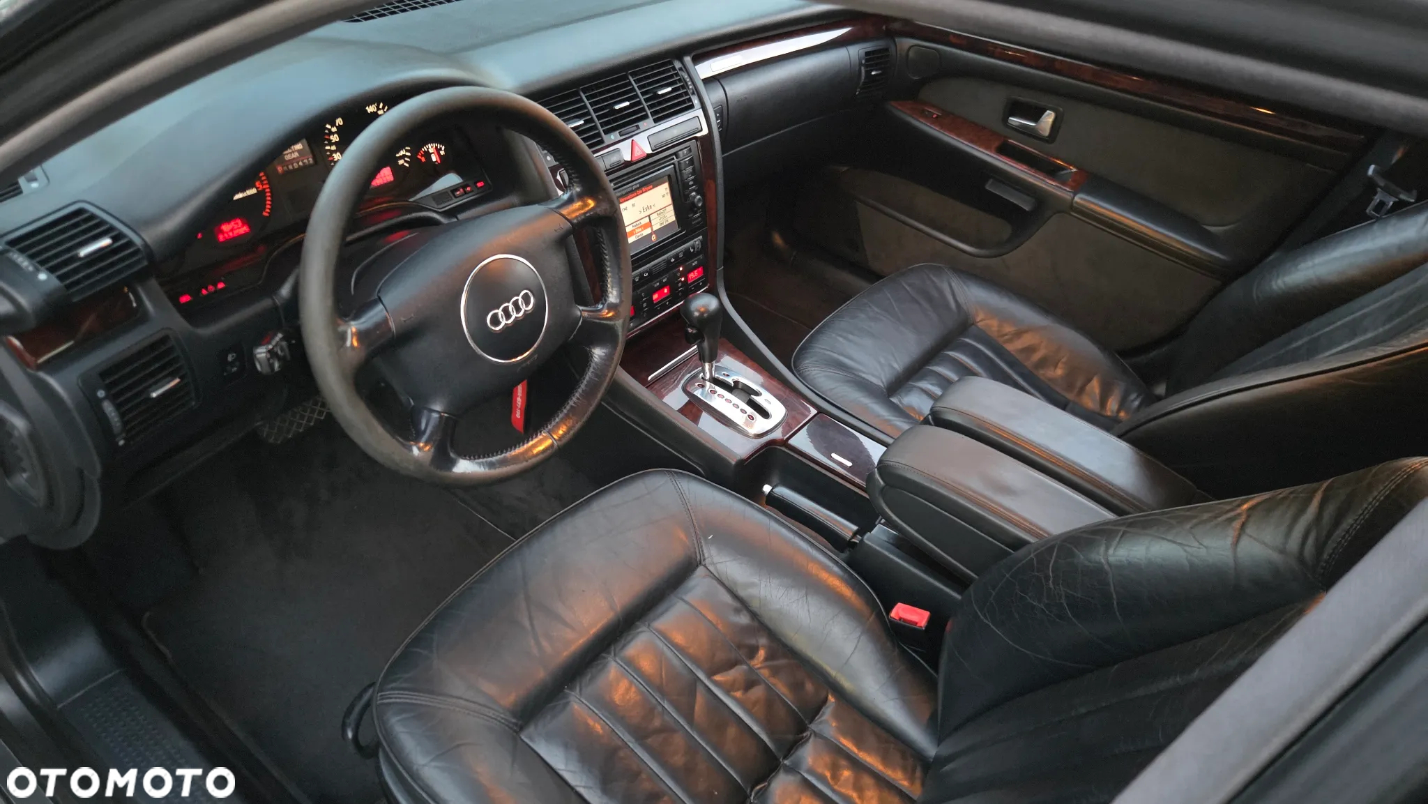 Audi A8 2.5 TDI Quattro Tiptronic - 26
