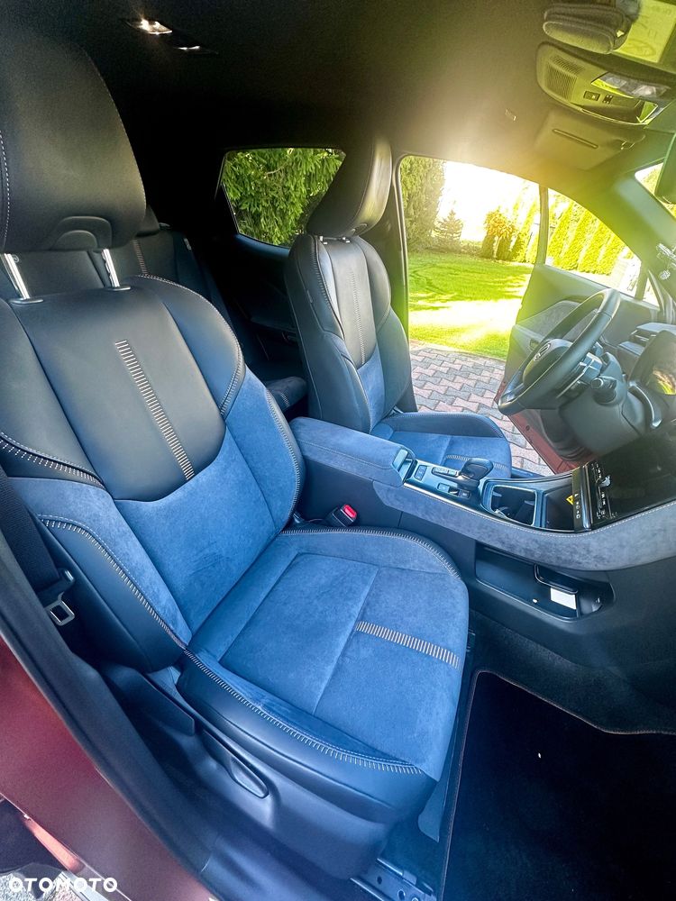 Lexus LBX 1.5 Hybrid Cool - 11