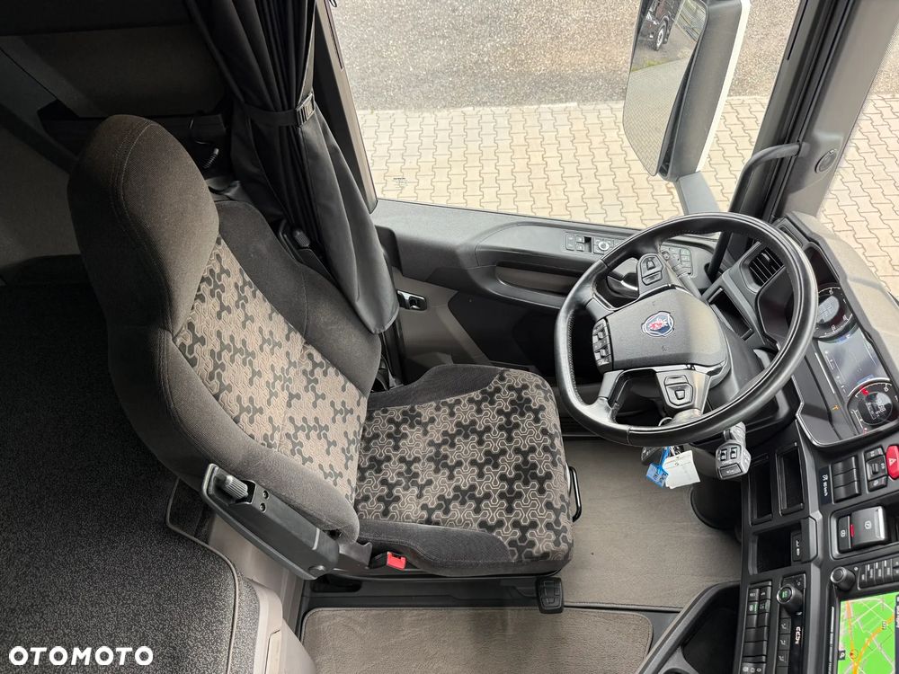 Scania S460/KLIMA P./RETARDER/NAVI/FULL LED/SPROWADZONA /1200 L - 27