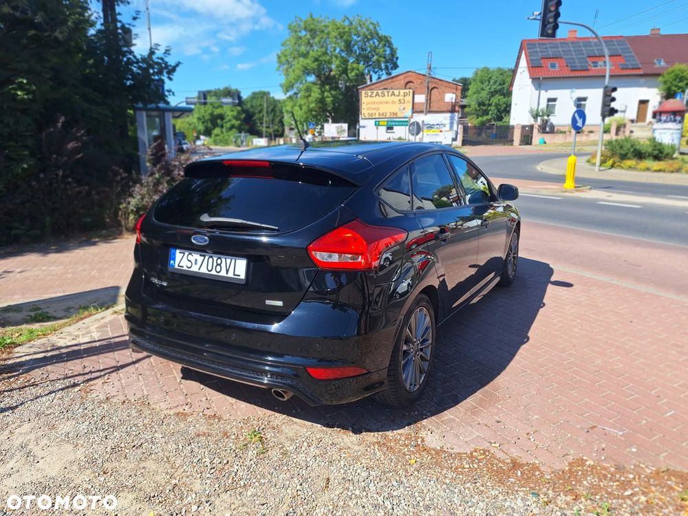 Ford Focus 1.5 EcoBoost ST-Line Black ASS - 16