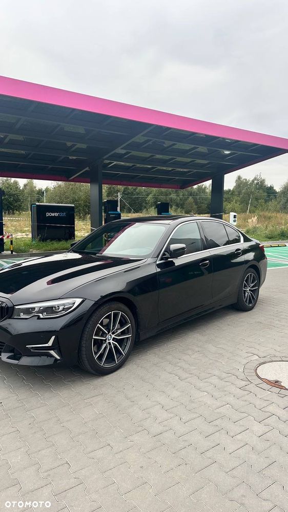BMW Seria 3 330i xDrive Luxury Line sport - 6