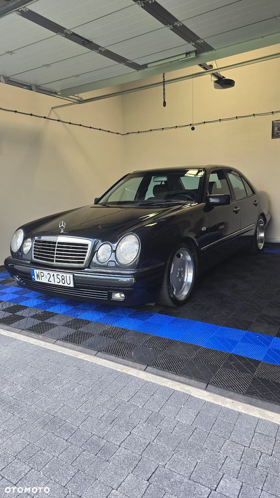 Mercedes-Benz Klasa E 300 TD Avantgarde - 2